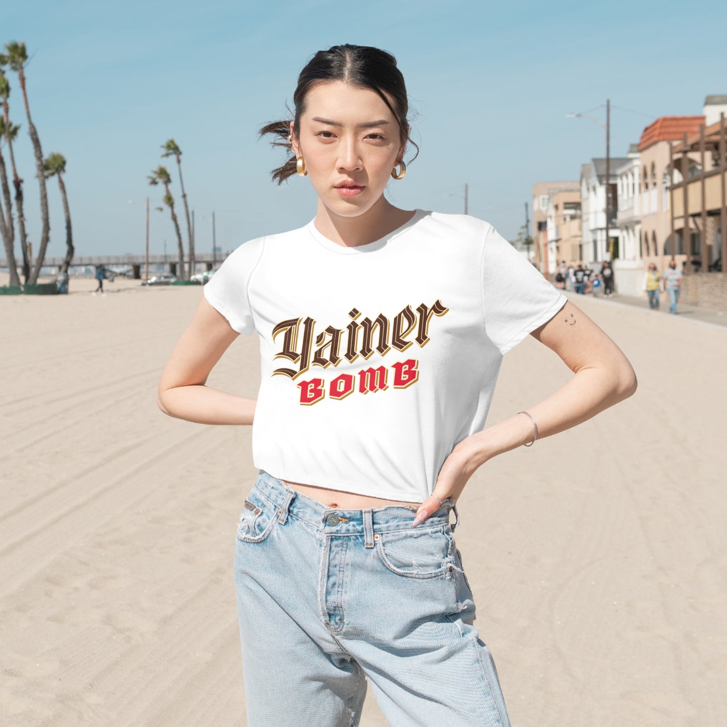 Yainer Bomb Cropped Tee