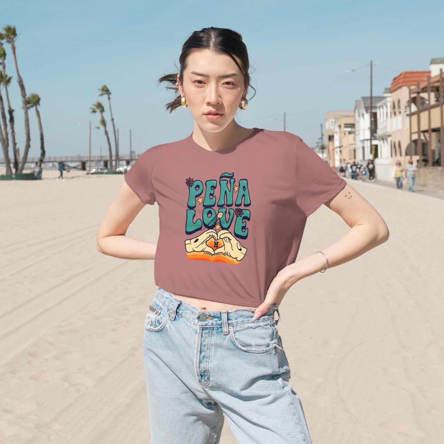 Peña Love Cropped Tee